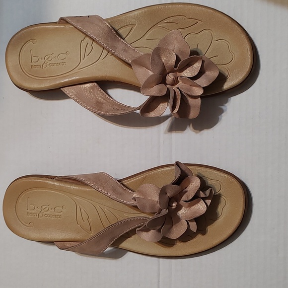 Ladies boc Flip Flop Sandal Size 8 Blush Peach Color Make An Offer - Picture 1 of 4